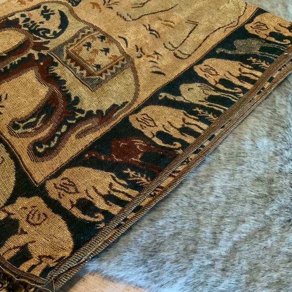 100% Cashmere Pashmina Elephant Pattern Scarf Wrap - Picture 4 of 10